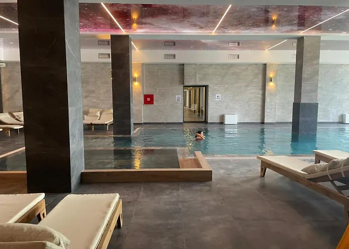 Hills Lux & شقة *