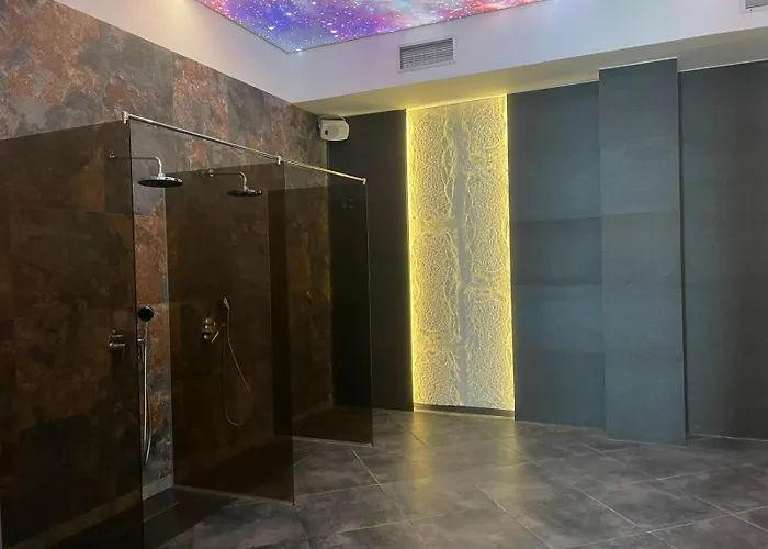 Hills Lux & * كوباونيك