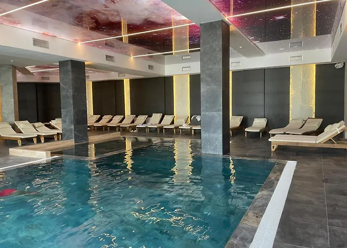 Hills Lux & شقة *